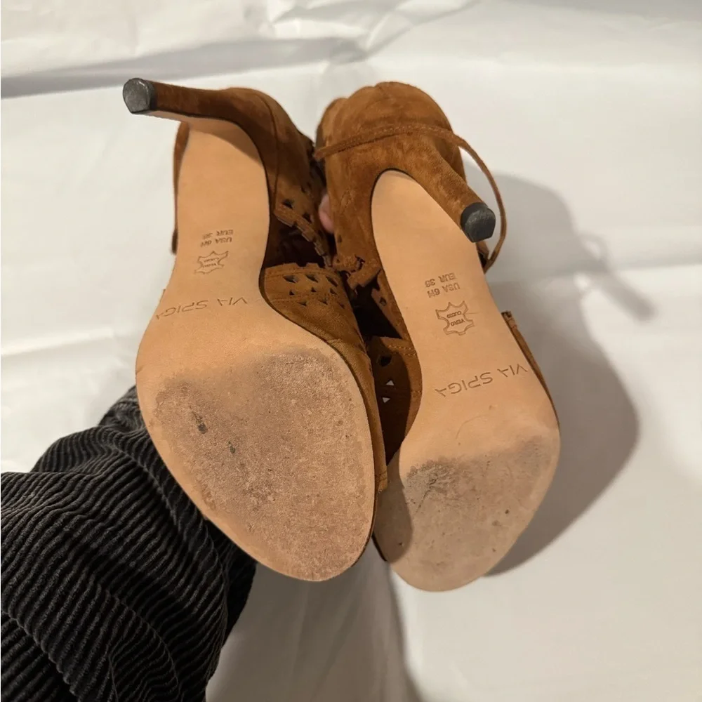 Via Spiga Elysia Perforated Heel Size 6